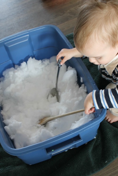 filling a tub with snow to explore insider