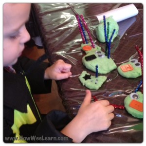 Halloween Party Crafts Playdough monsters