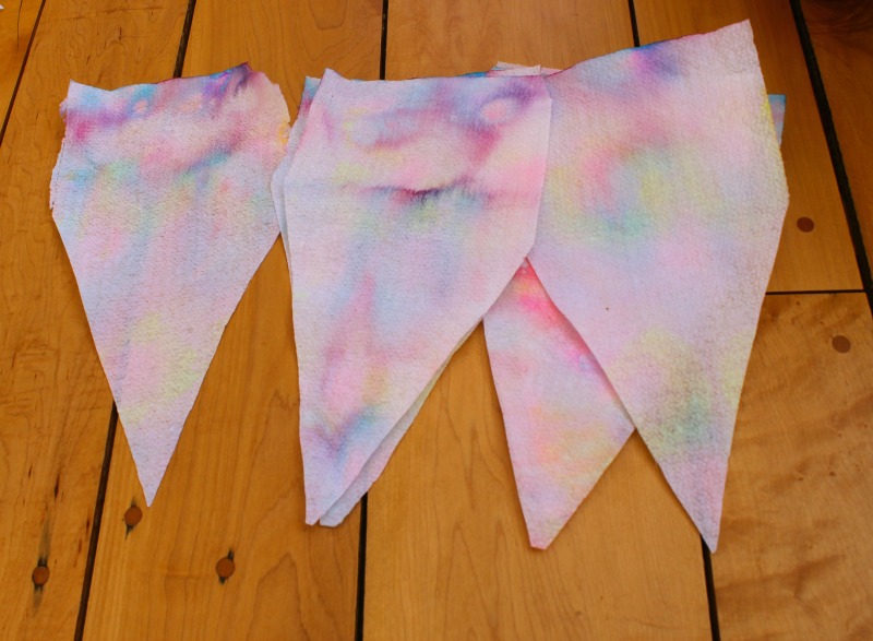 Create a beautiful spring bunting with paper towel!