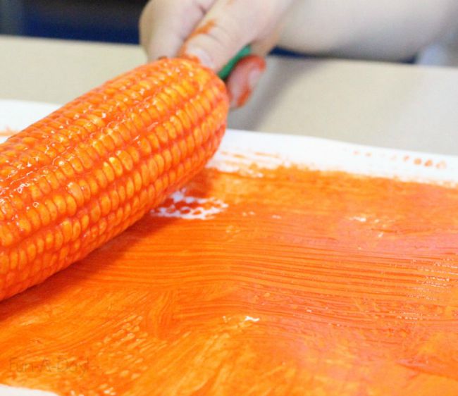 Fall crafts for preschoolers - corn painting
