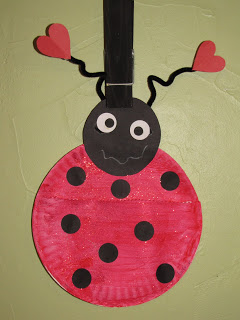 Paper plate valentine crafts - love bug valentine holder