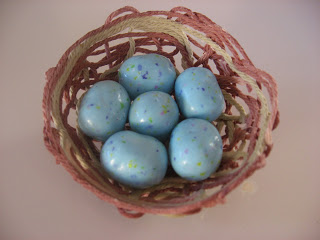 Yarn crafts for kids - bird nests