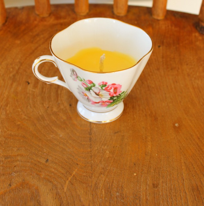 Pretty tea cup candles! Made with beeswax and perfect as homemade gifts!