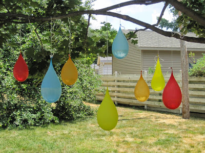 Fun outdoor games for kids - water balloons pinatas