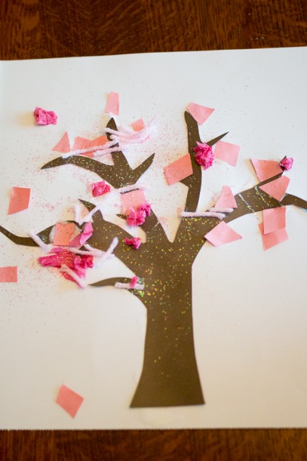 Spring crafts for toddlers - spring tree