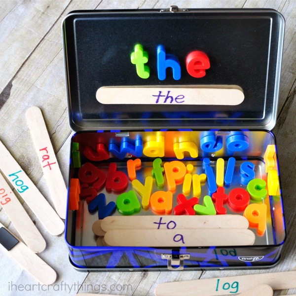How to teach reading this summer - word building travel kit