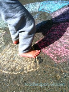 Summer games to play outside - chalk Simon