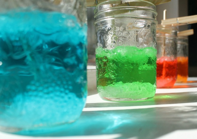 How to easily make rock candy! Such a yumy science experiment for kids!