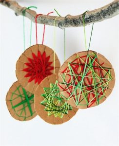 christmas-ornaments-to-make-with-kids-woven-stars