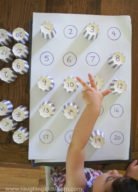 teaching-numbers-cup-matching