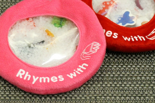 Rhyming bags are a great way to practice this literacy skill with preschoolers!