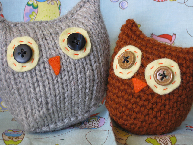 One square knitting project - owls! Perfect beginner knitting craft for kids