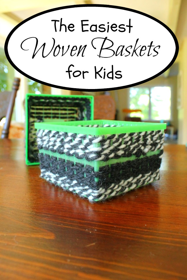A great way to practice patterning with kids is weaving. This is a great and simple woven basket craft for kids. An awesome woven basket tutorial! #howweelearn #quiettime #independentplay #preschoolactivities #preschoollearning #weaving #preschool #craft #patterns