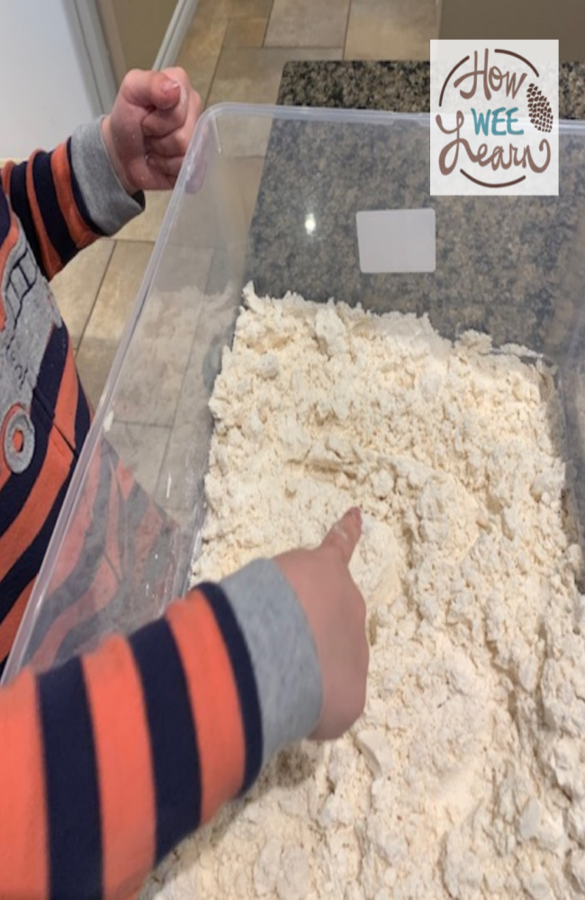 This homemade moon sand is the perfect mix of fun and mindfulness for kids. Such a great way to slow down and play while incorporating relaxation and space!