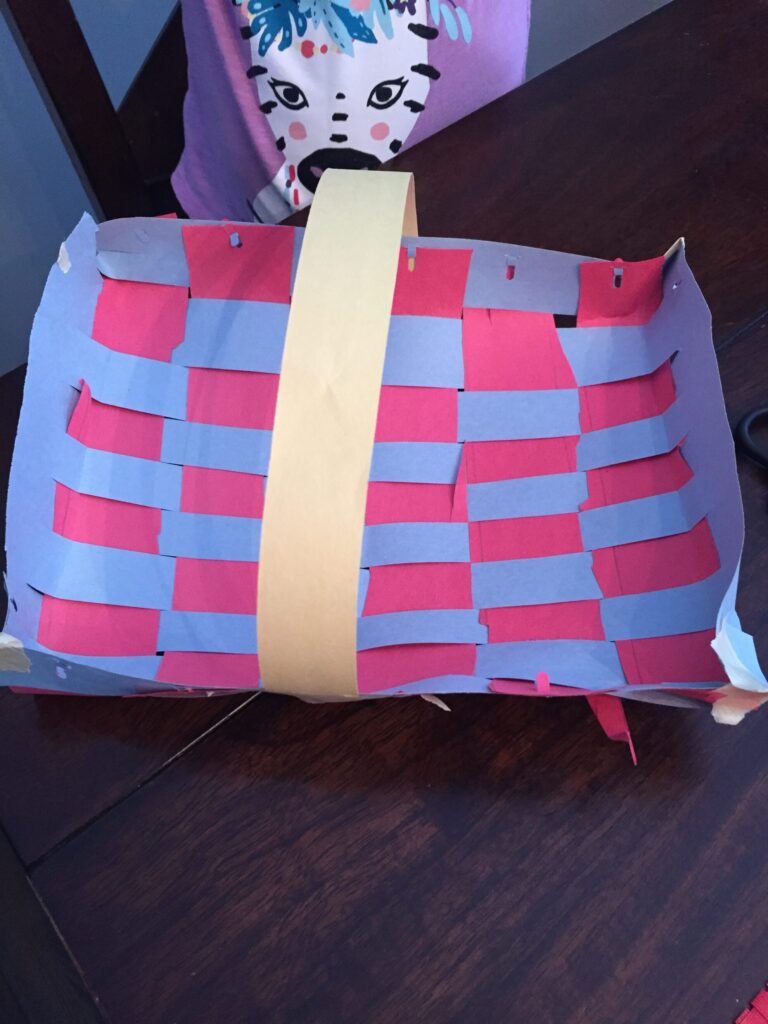 A Woven Construction Paper Christmas Basket - How Wee Learn