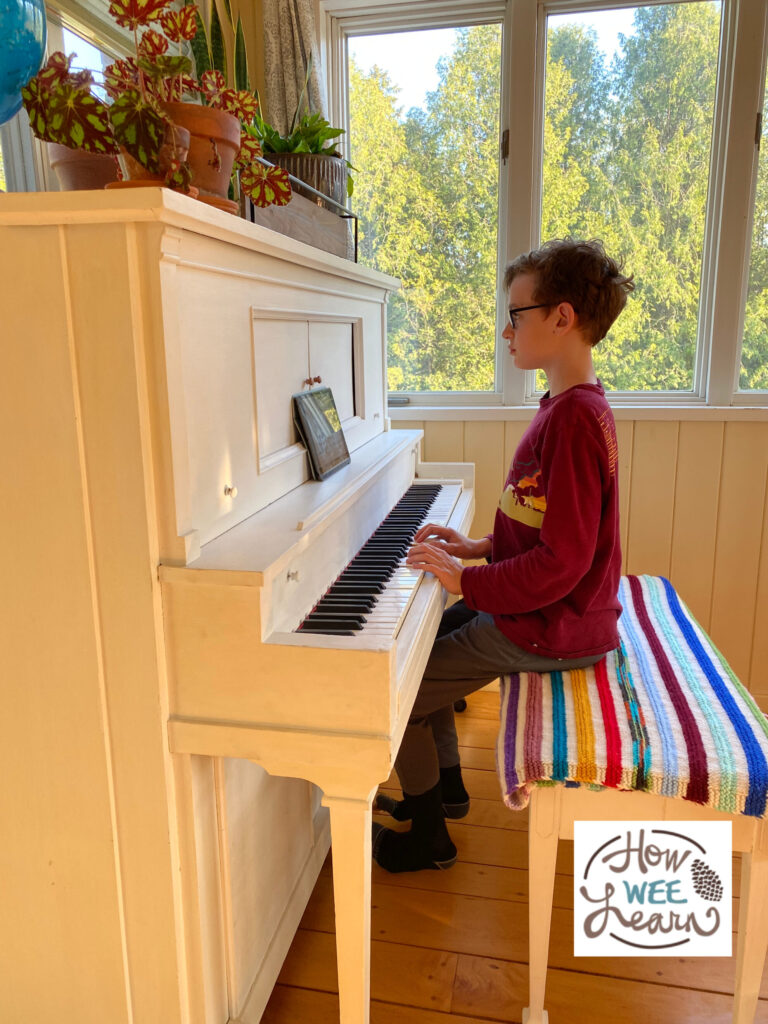 The Best Online Piano Lessons for Kids - How Wee Learn