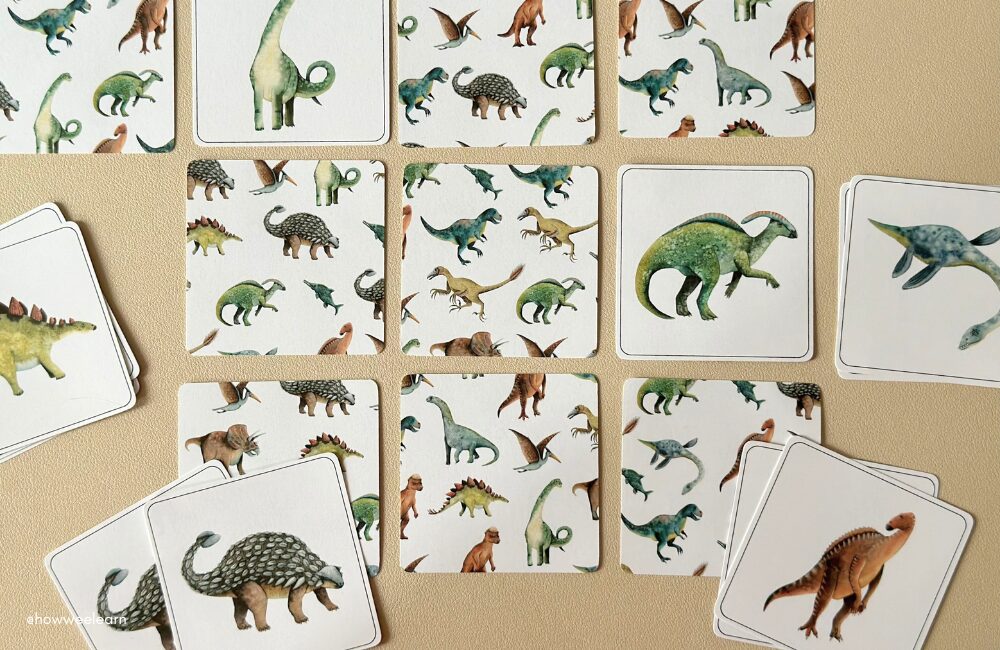 Free Dinosaur Printables: Matching Game